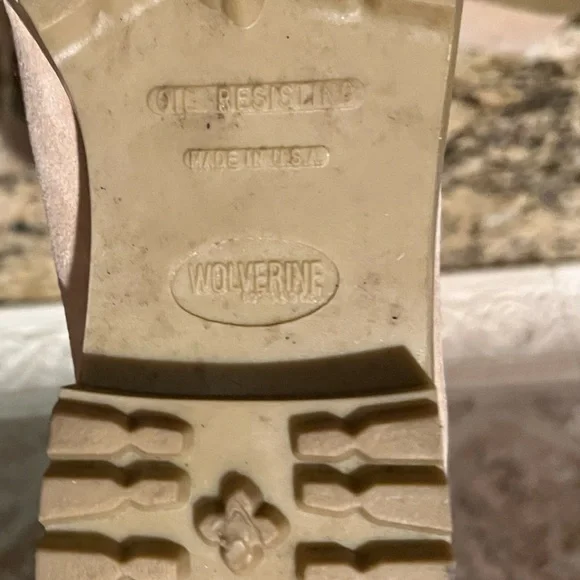 NWOT Wolverine Wilderness Tan Suede Hiking Boots Woman's Size 7.5 Vintage! - Picture 15 of 16